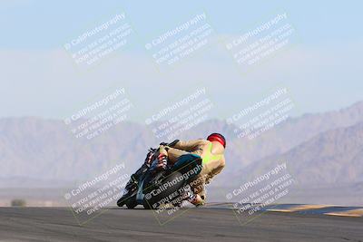 media/May-15-2022-SoCal Trackdays (Sun) [[33a09aef31]]/Turn 9 Backside Set 1 (920am)/